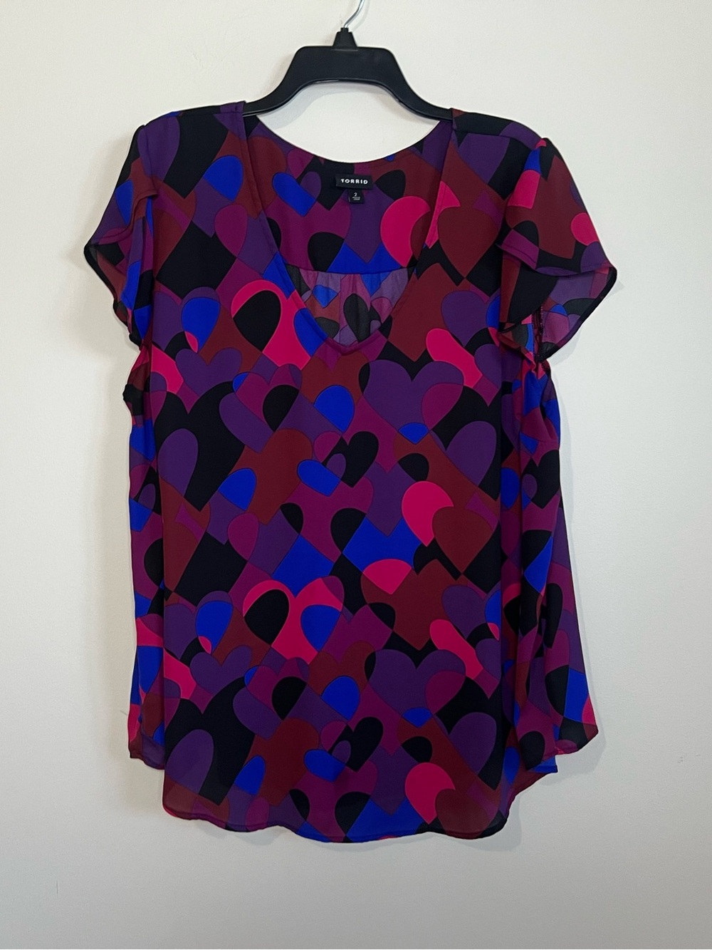 torrid Heart Print V-Neck Blouse in Purple, Pink, Blue